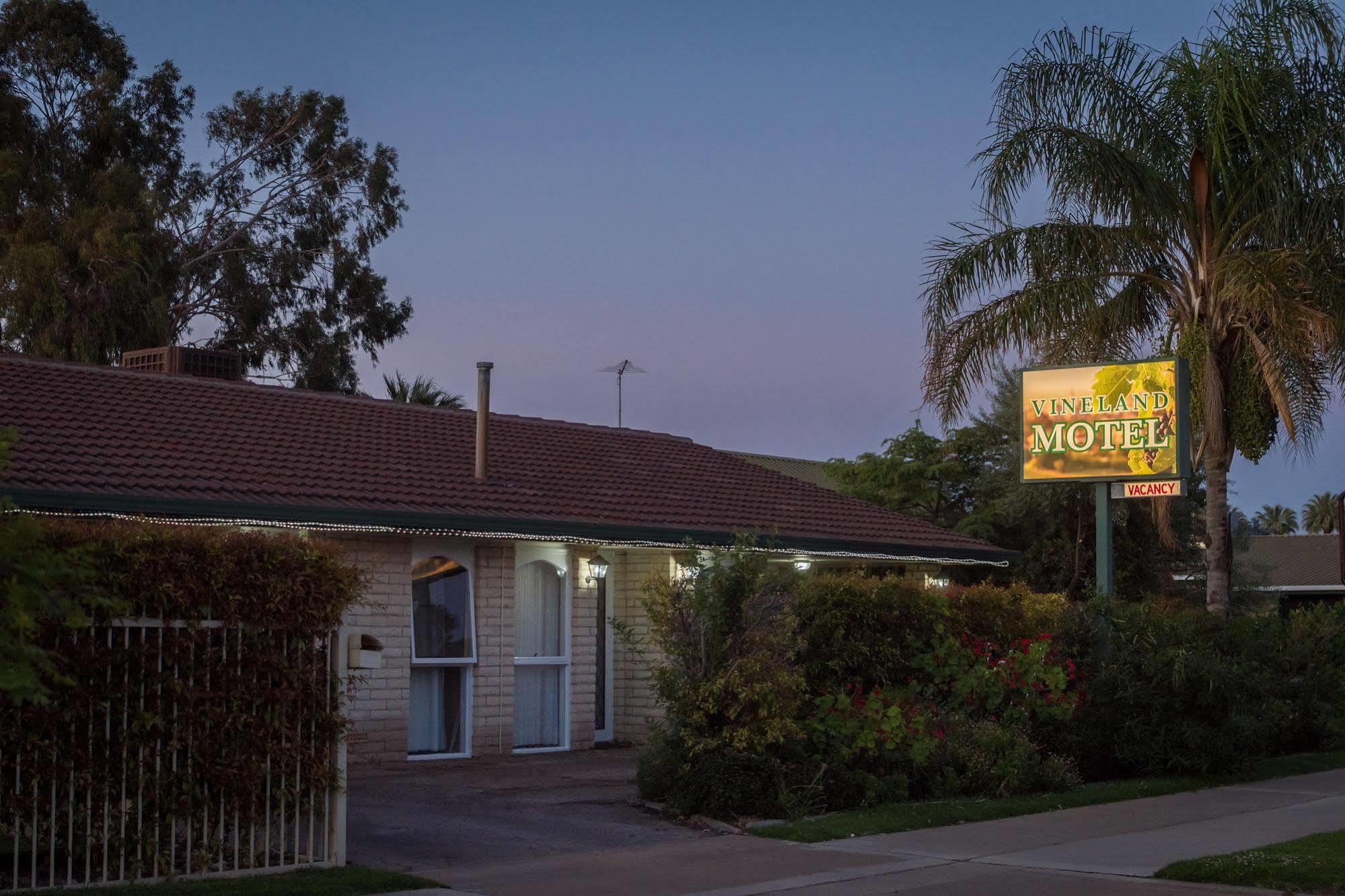 Vineland Motel Mildura Buitenkant foto